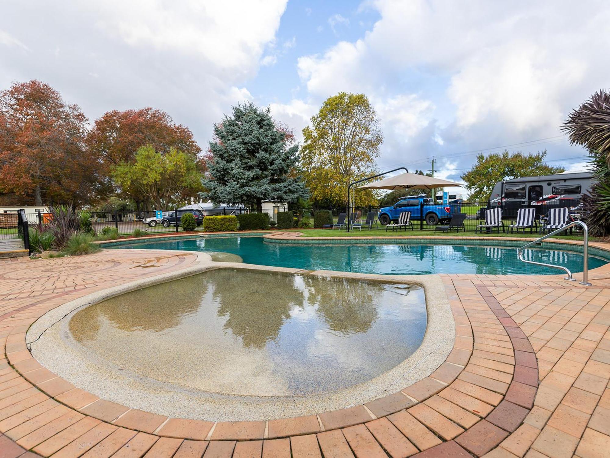 Nrma Bairnsdale Riverside Holiday Park Exterior foto