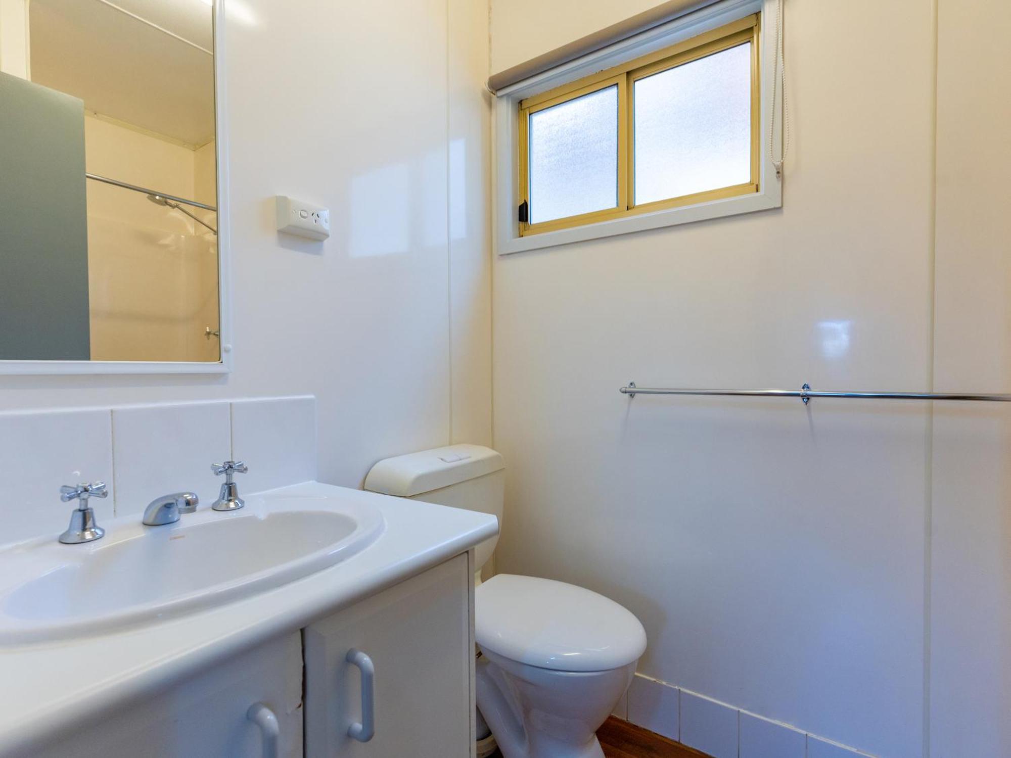 Nrma Bairnsdale Riverside Holiday Park Zimmer foto