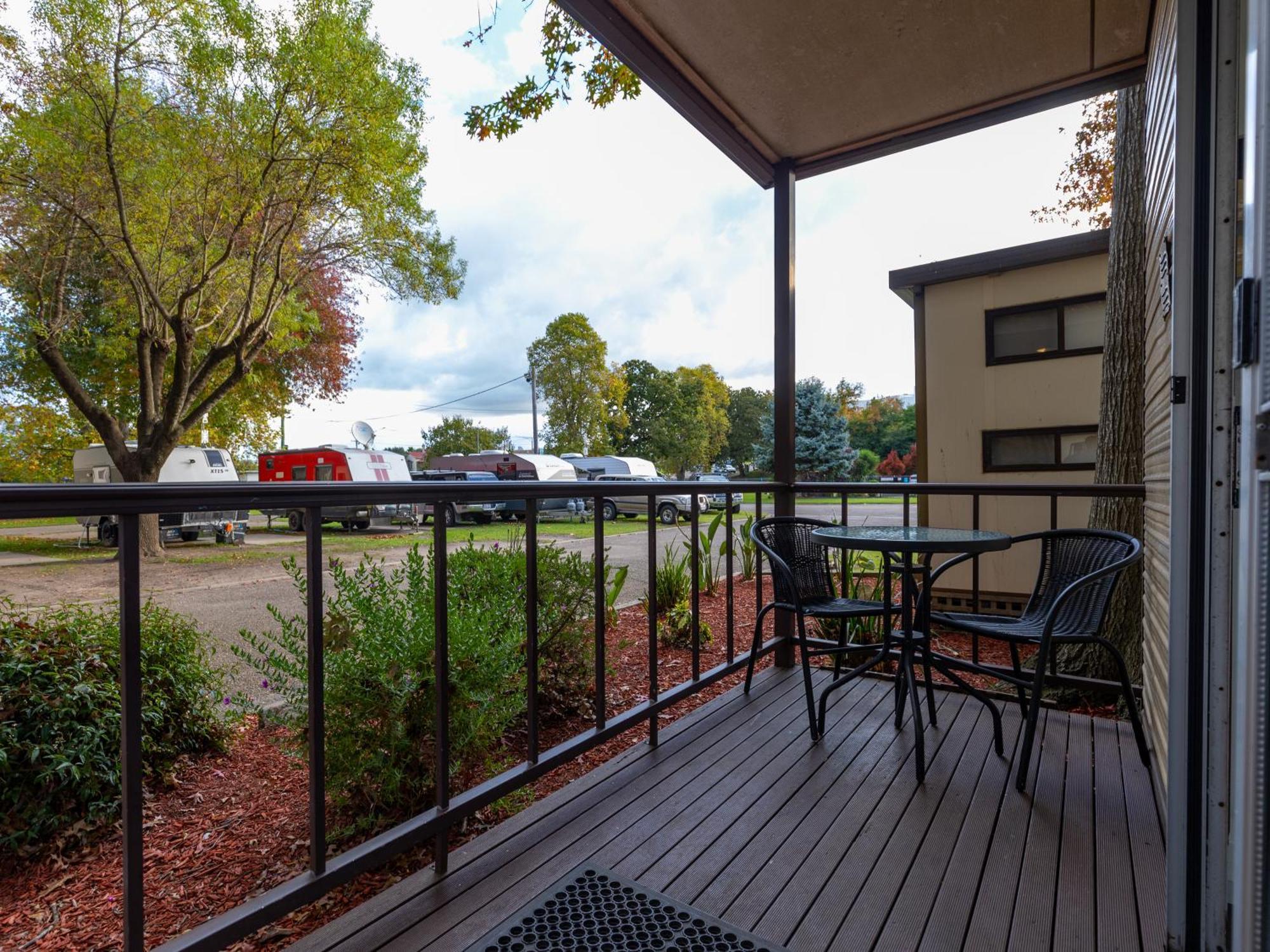 Nrma Bairnsdale Riverside Holiday Park Zimmer foto